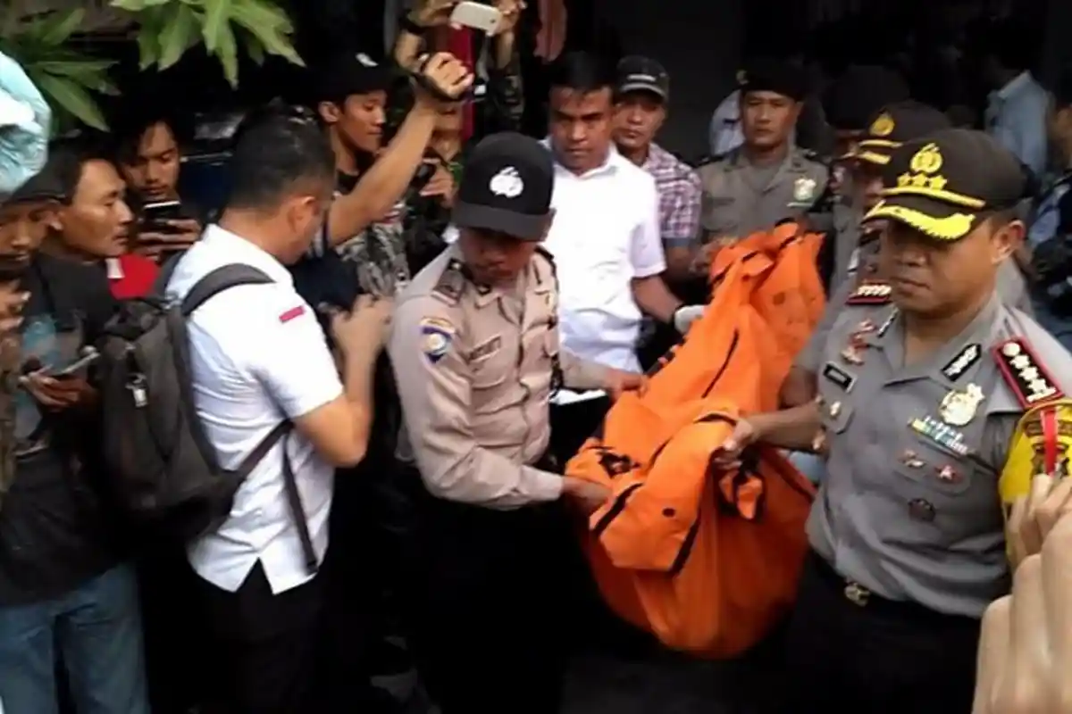 Sadis, Ibu dan Dua Anak Gadisnya Tewas Bersimbah Darah, dengan Sang Suami Baru Setahun Menikah