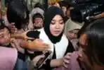 Istri Zumi Zola Diperiksa KPK