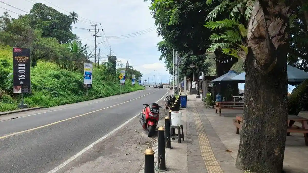 Daeng Anpes Hampir Sampai di Kota Manado Sulawesi Utara, Warga Antusias