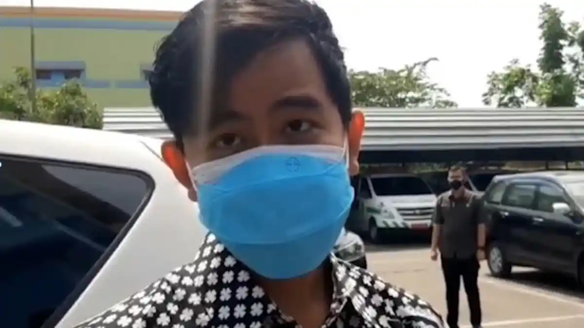 Anak Jokowi Kena Kabar Miring, Gibran Dituduh Punya Ijazah Palsu: Salah Apa Saya?