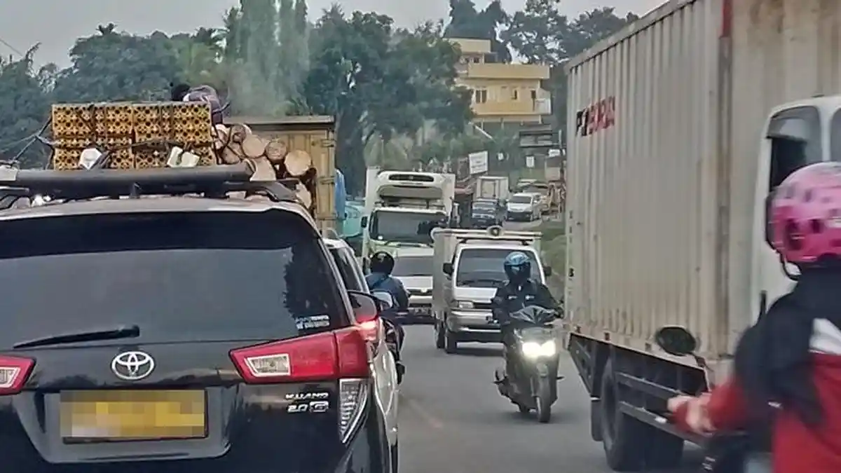 Daftar Enam Titik Rawan dan Jam Kemacetan di Jalintim Palembang-Betung