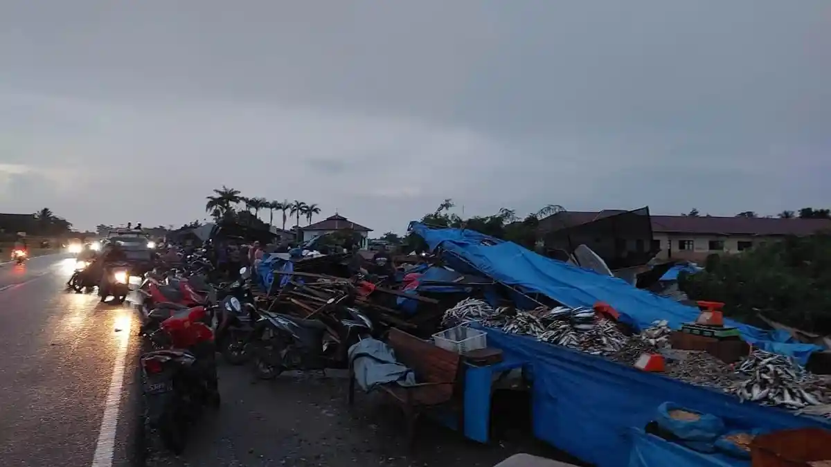 Data BPBD, Bangunan Rusak Diterjang Angin Kencang di Simpang Rangkaya Aceh Utara Capai 261 Unit