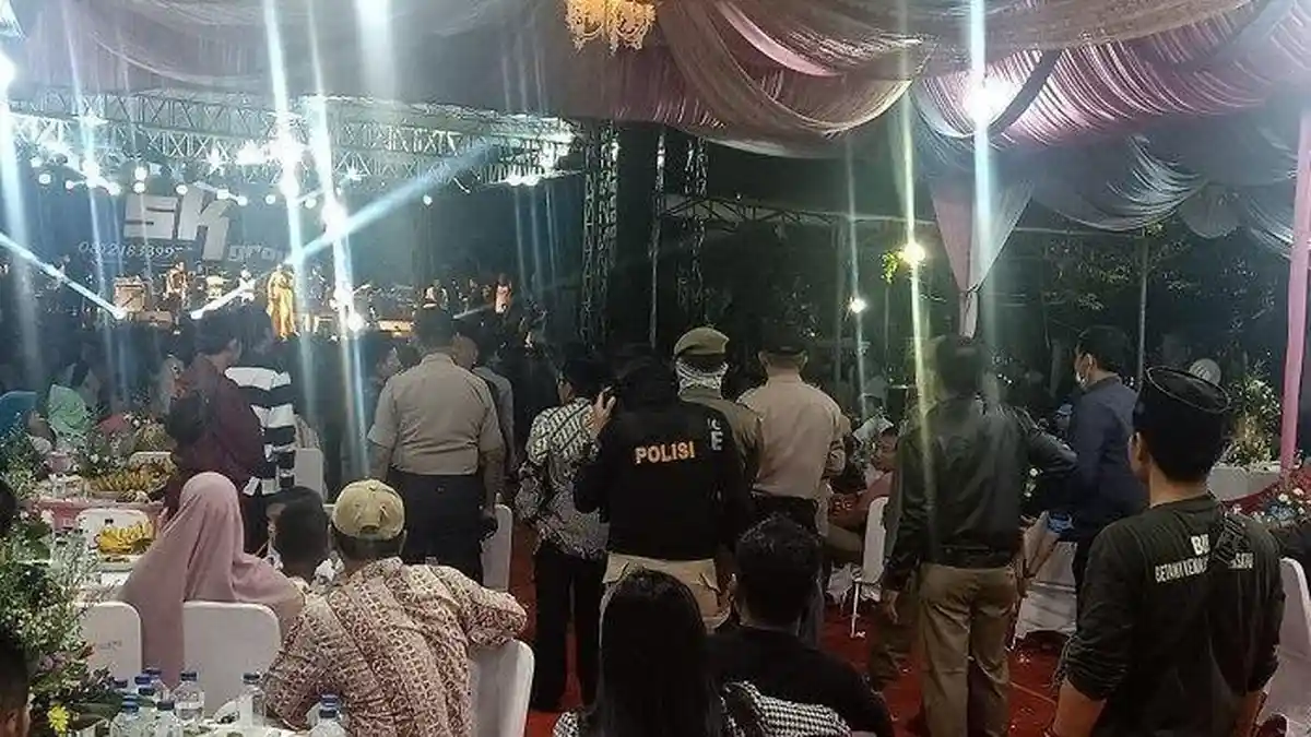 Polisi Bubarkan Resepsi Pernikahan di Serang untuk Cegah Corona