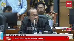 Ketua-Komisi-VIII-DPR-RI-Ashabul-Kahfi-Djamal-memimpin-Rapat-Dengar-Pendapat.jpg