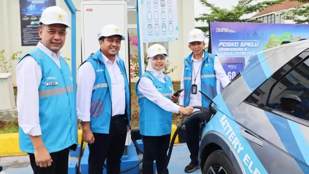 PLN Siapkan 1.000 Unit SPKLU di Jalur Trans Jawa-Sumatra untuk Mudik Lebaran