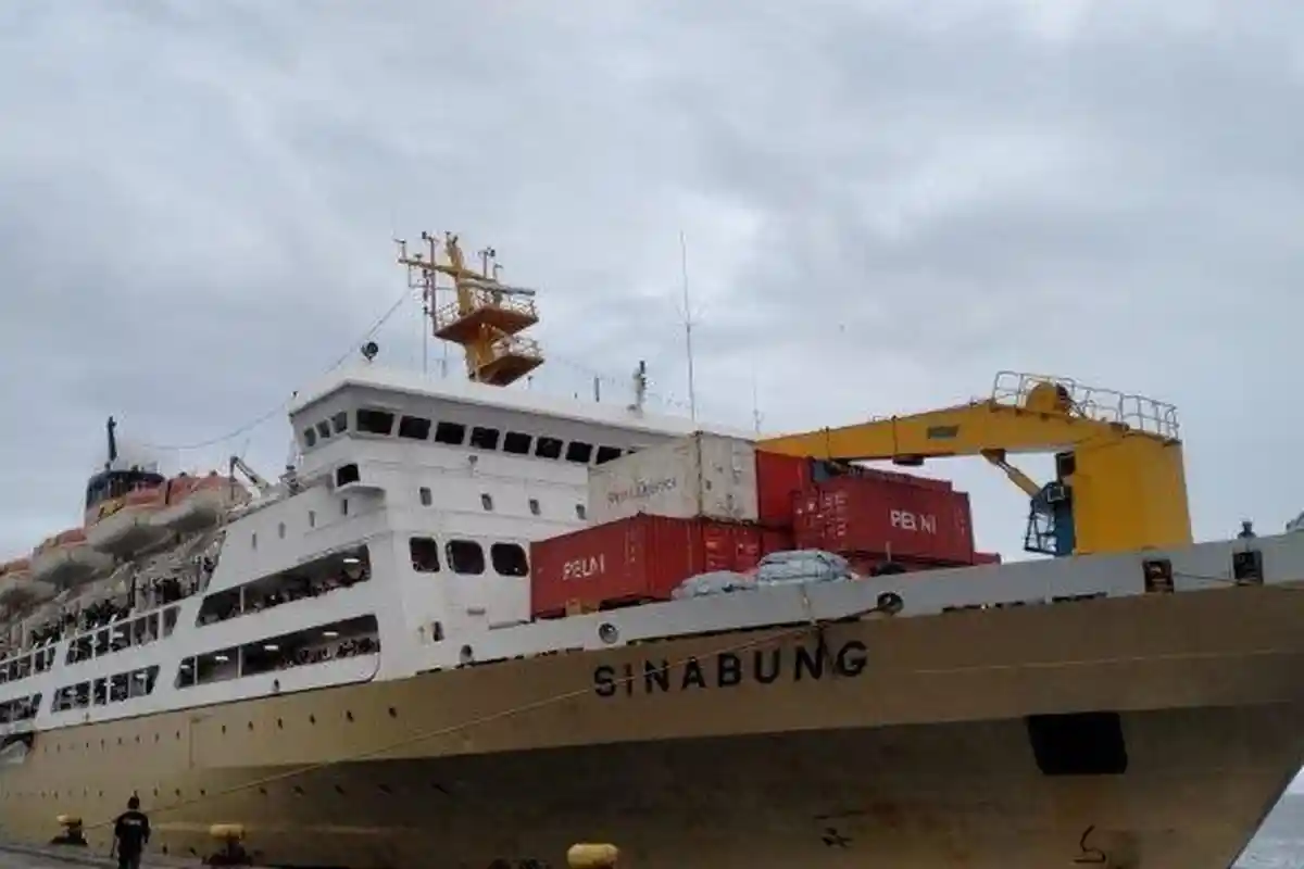 Jadwal Kapal Pelni KM SINABUNG Bitung-Surabaya Juli 2024: Ada Transit dan Harga Tiket Bervariasi