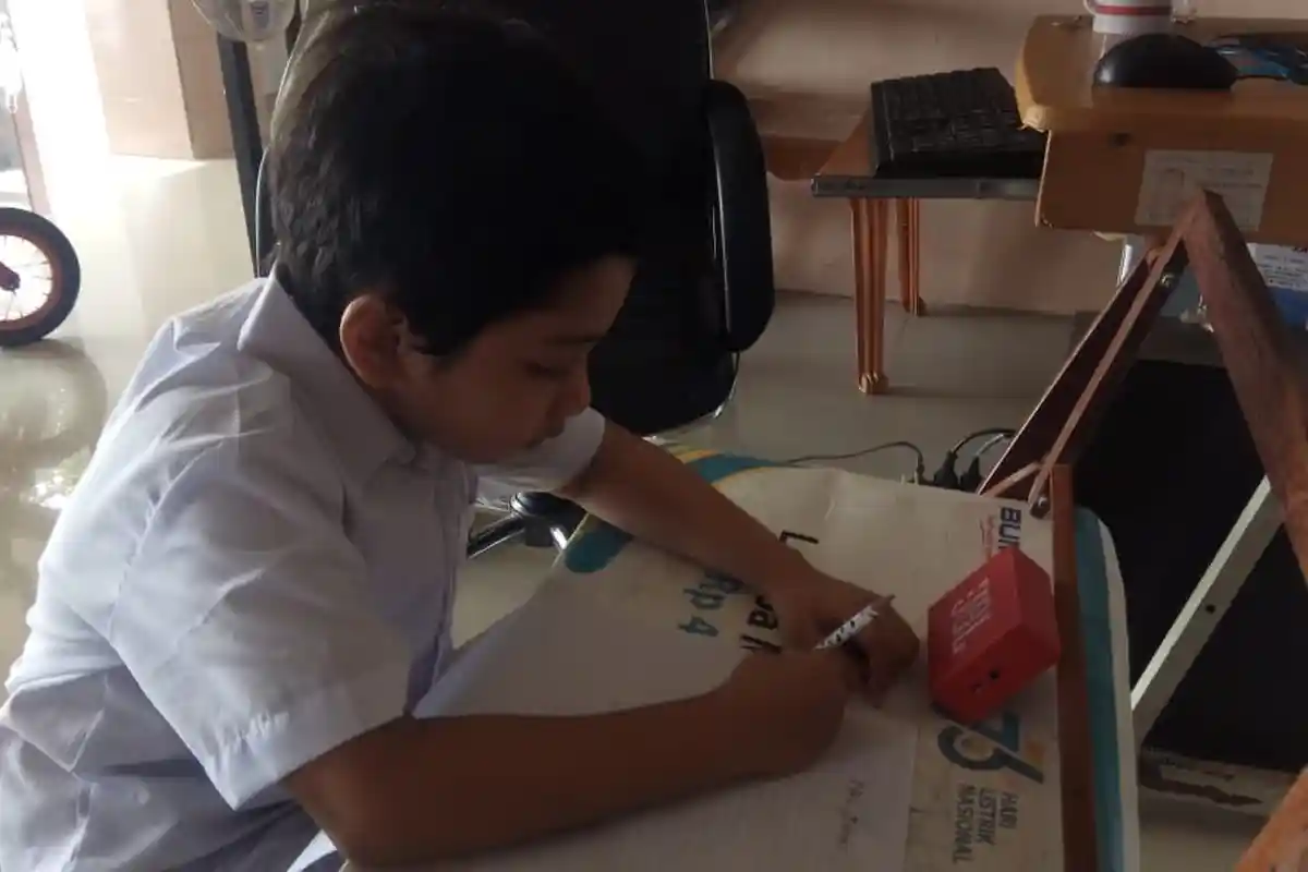 Kunci Jawaban Tematik Tema 6 Kelas 3 SD/MI Subtema 1 Pembelajaran 1 Hal. 4, 5, 6, 9,10: MATAHARI