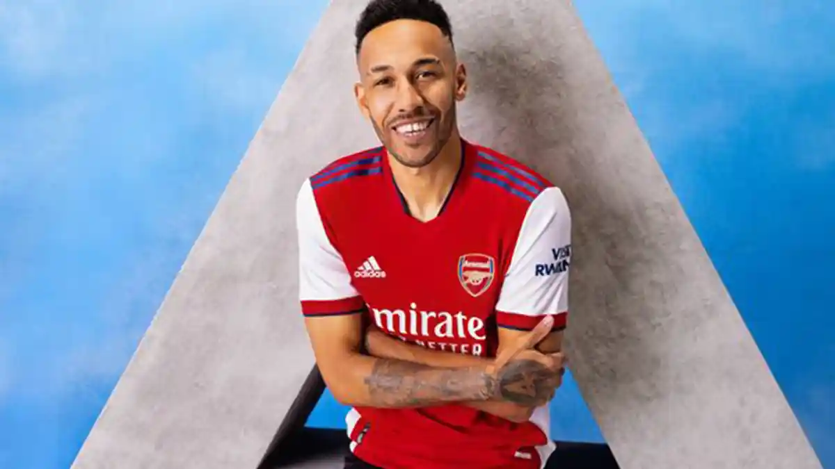 UPDATE Jersey Klub Liga Inggris, Jersey Kandang Arsenal, Wolves dan West Ham Diluncurkan