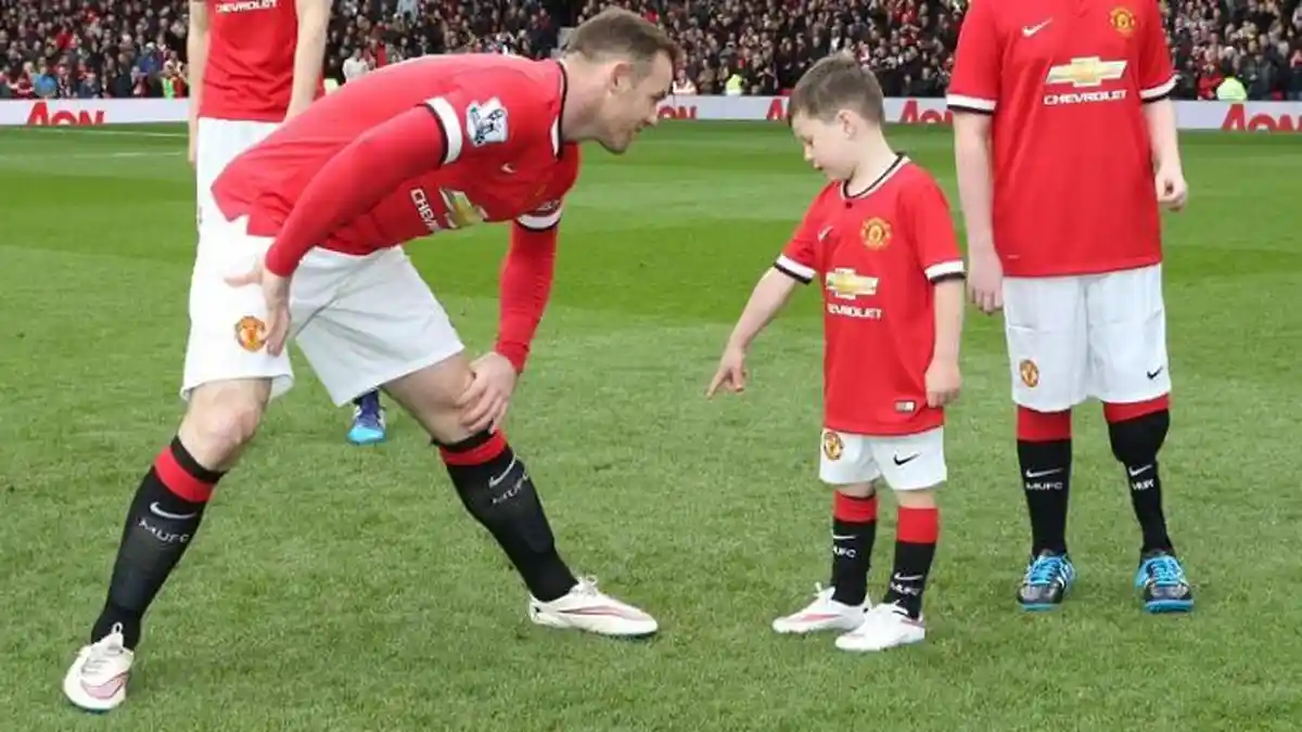 Terinspirasi Ryan Giggs, Wayne Rooney Ogah Pensiun dari Timnas Inggris