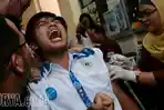 VIDEO - Pelajar SMA St Louis 1 Surabaya Histeris Saat Akan Imunisasi Difteri