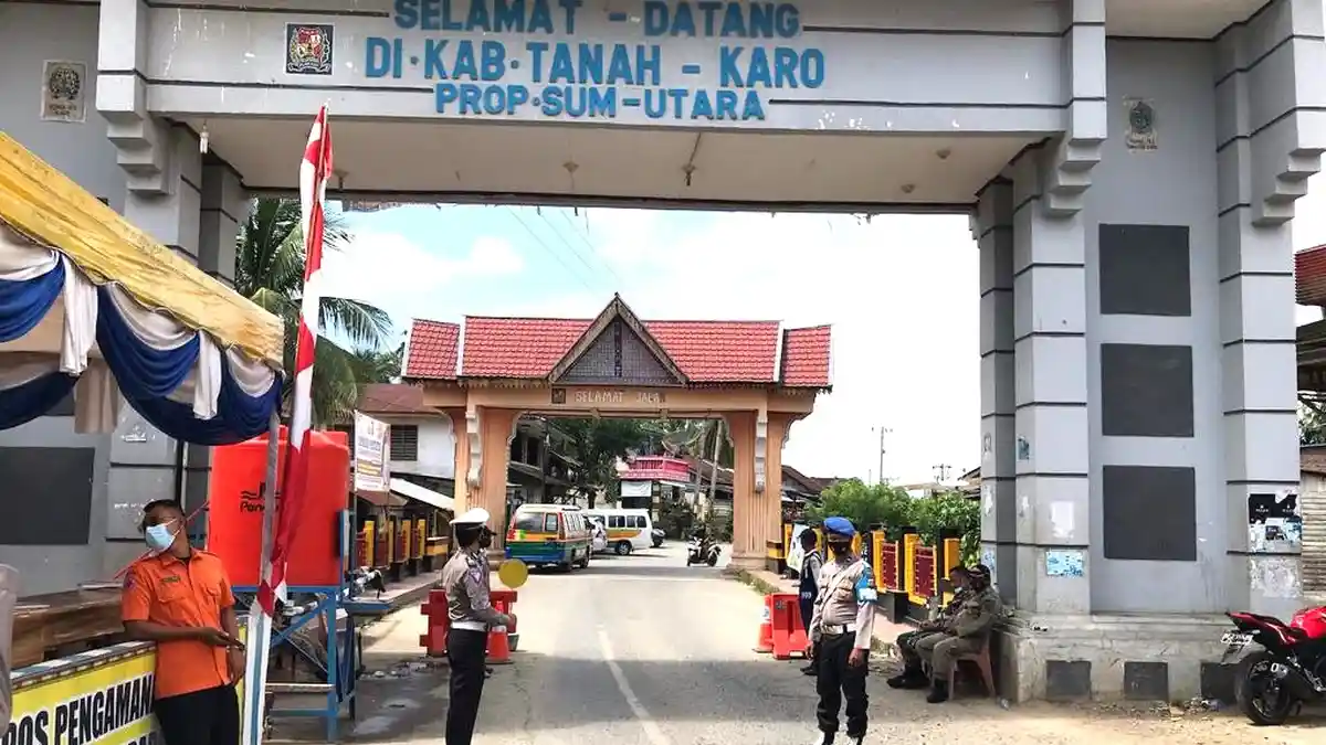 Batas Wilayah Kabupaten Karo dengan Aceh, Simalungun, Samosir, Dairi, Langkat, dan Deliserdang
