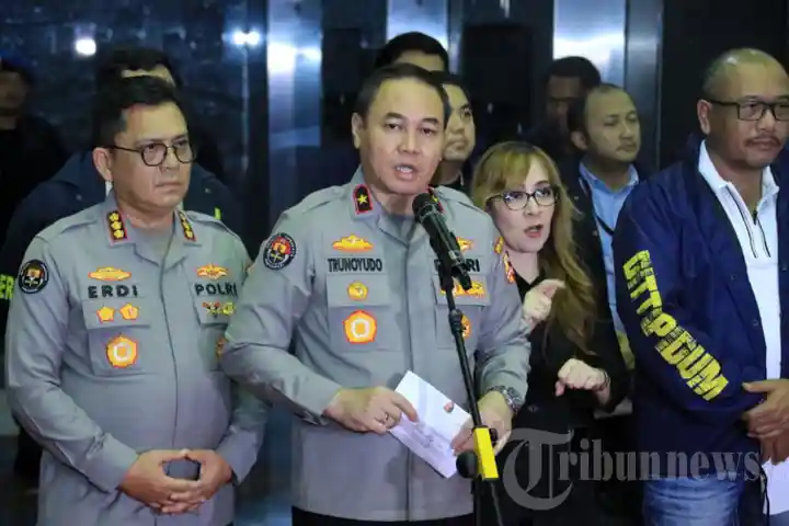 Jangan-Sampai-Indonesia-Jadi-Tempat-Bandar-Judi-Onlie-dan-Scam-I_20260510_163440.jpg