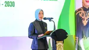 Sry-Nirwanti-Bahasoan-Resmi-Jabat-Ketua-DPW-LASQI-Sulteng-20252030.jpg