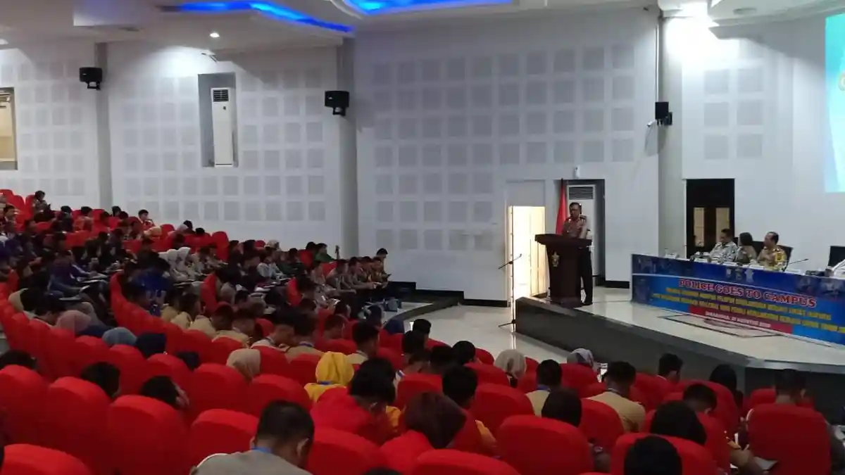 Polisi Goes To Campus: Harap Mahasiswa Unhas Sebagai Pelopor Keselamatan Berlalulintas