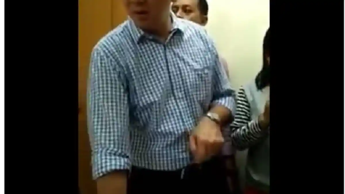 Video ini Viral, Apa yang Dilakukan Ahok Membuat Wanita ini Menangis