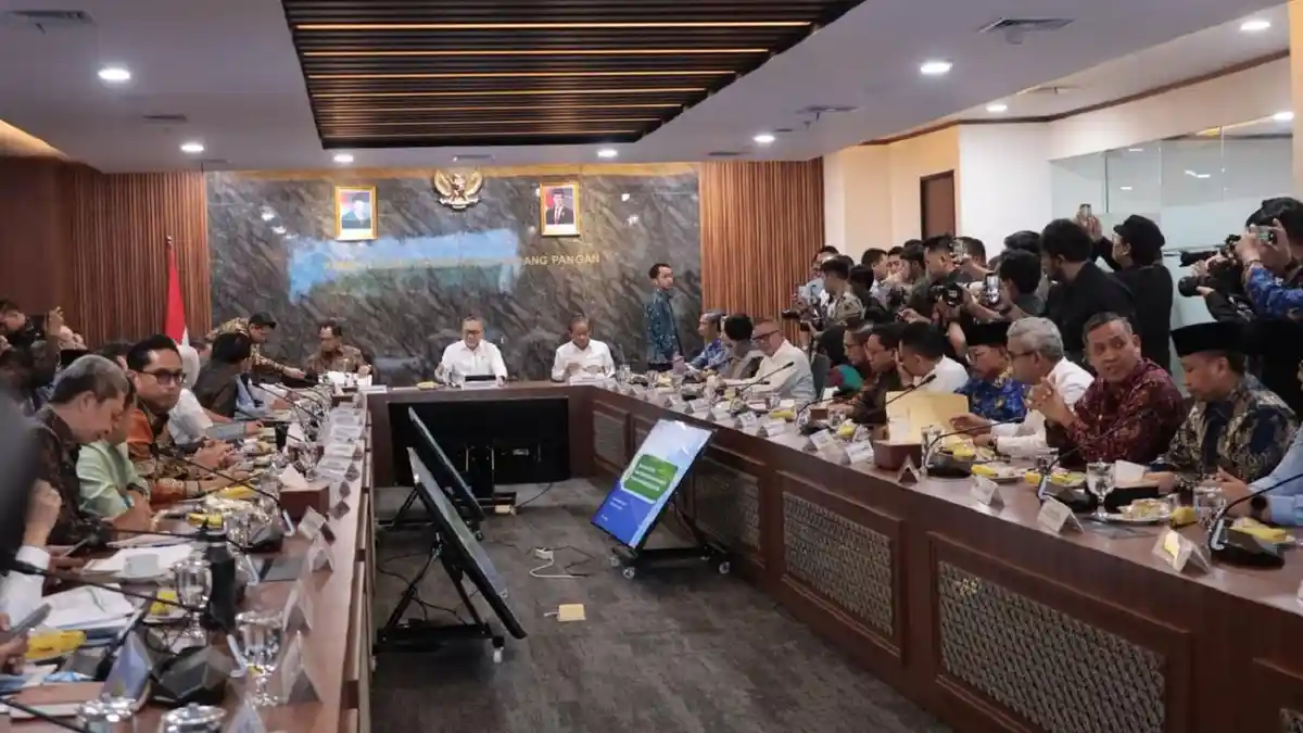 Wali Kota Bekasi Tri Adhianto Hadiri Rakor di Kemenko Bidang Pangan Bahas PSEL