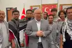 Kepala-Perwakilan-Konsul-Jenderal-RI-di-Istanbul-Darianto-HarsonoSembilan-WNI-t.jpg