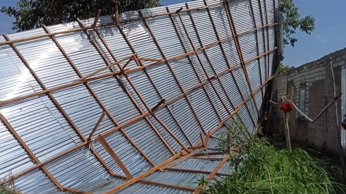 CUACA Ekstrem di Karimun, 3 Rumah Warga Rusak, Zuraidah Tunggu Bantuan Pemerintah