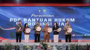 Supratman-Andi-Agtas-meresmikan-1862-Pos-Bantuan-Hukum-Posbankum-di-Riau.jpg
