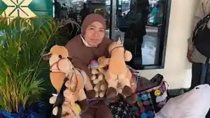 Kisah-Haru-Tasriyah-Petani-Karet-Asal-OKU-Timur-Tetap-Berhaji-Meski-Divonis-Penyakit-Ginjal.jpg