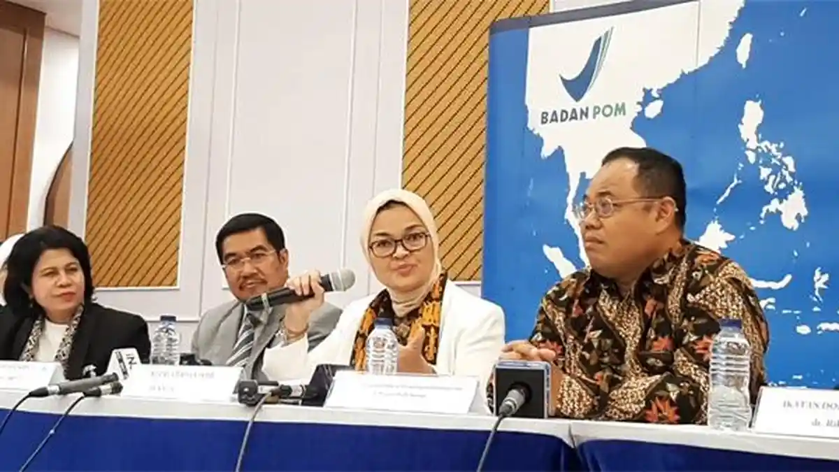 BPOM Tunda Penggunaan Vaksin Astrazeneca untuk Kehati-hatian