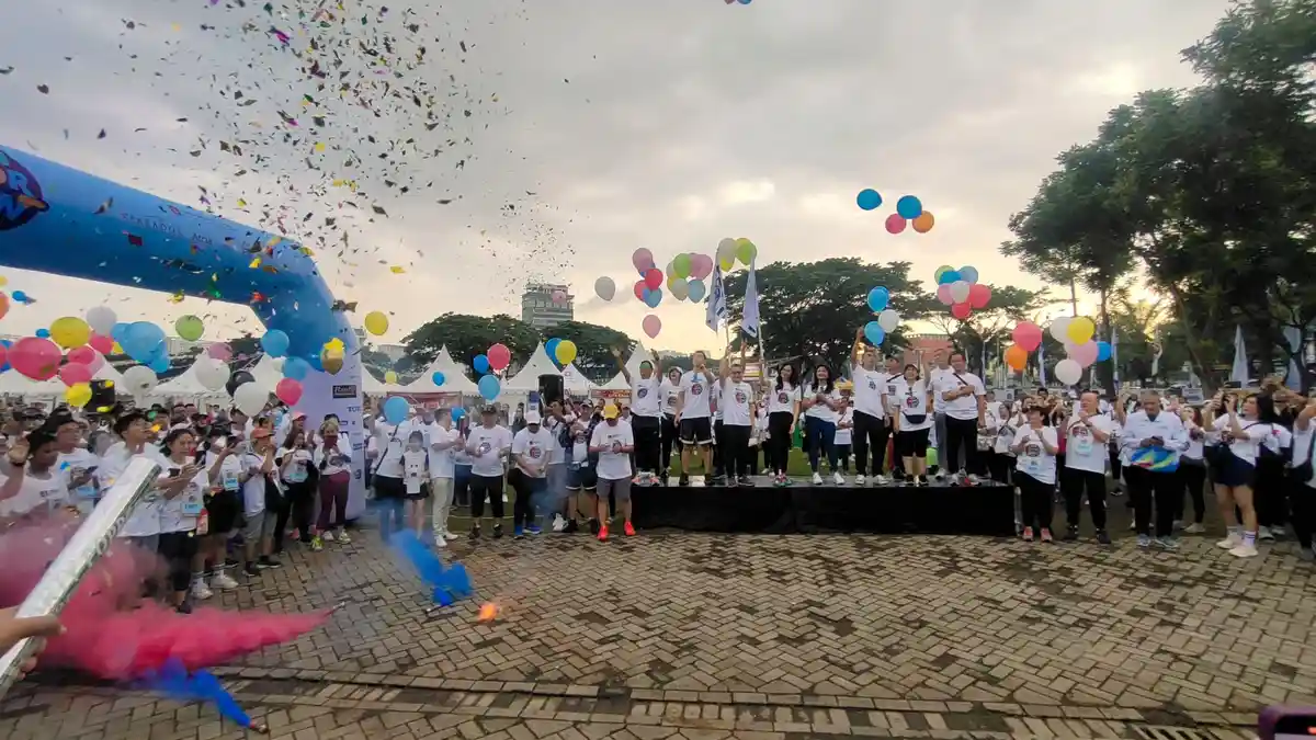Meriahkan HUT ke-18, Paramount Fun Color Run Diikuti 10.000 Orang Warga Tangerang