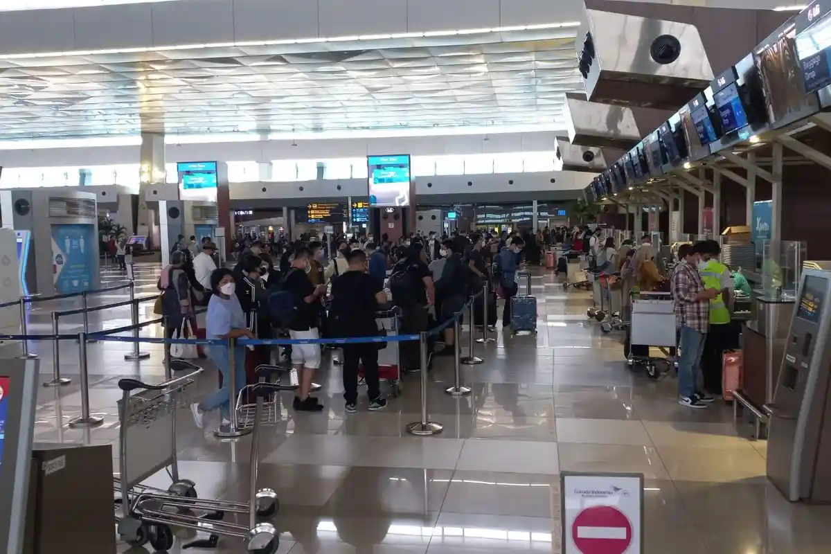 Puncak Mudik Terjadi H-2 Natal 2022, 142 Ribu Orang Memadati Bandara Soekarno-Hatta