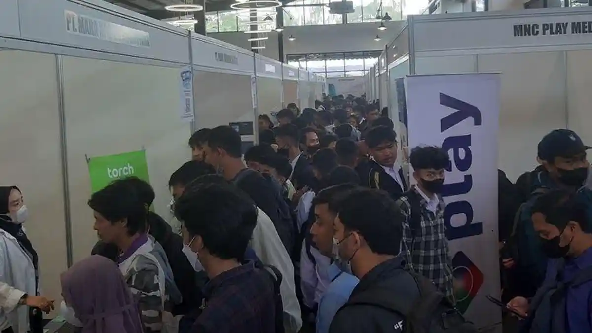 Belasan Ribu Pelamar Ikuti Job Fair di Kiara Artha Park Bandung yang Digelar 2 Hari, Daftarnya Mudah