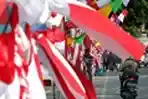 Penjual Bendera Merah Putih Sambut Kemerdekaan RI