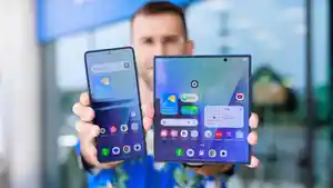 Samsung-Prediksi-Galaxy-Z-Fold-8-Lebih-Laris-dari-Z-Flip-8.jpg