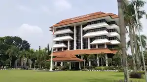 20262505-Gedung-UPN-Veteran-Yogyakarta.jpg