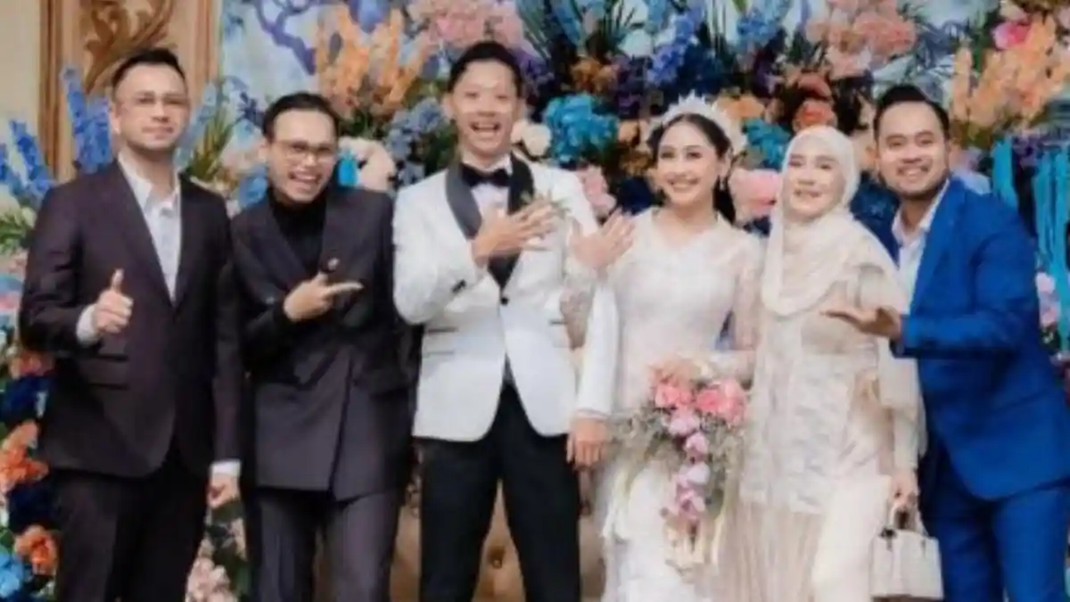 Sosok Adinda Istri Mufli Asisten Raffi Ahmad, Disorot Usai Suami Jadi Komisaris Krakatau Posco - Bangkapos.com