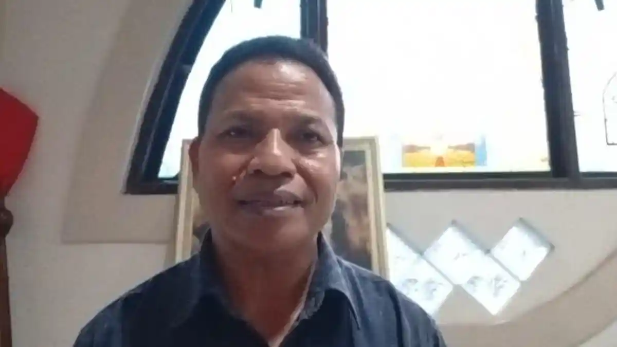 Titik Cium Salib Yesus pada Jumat Agung di Paroki St. Yoseph Pekerja Penfui Bertambah
