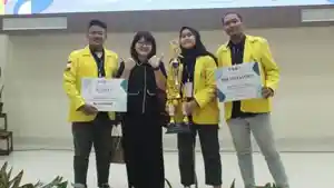 Mahasiswa-Vokasi-UI-Juara-1.jpg