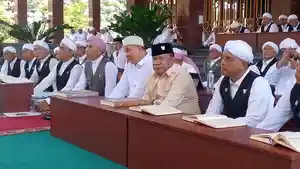 H-Kurniawan-menghadiri-majelis-dzikir.jpg