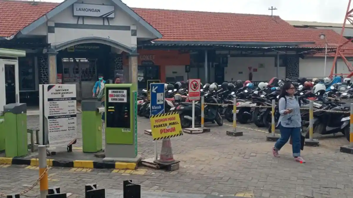 Sepanjang Januari-Juni 2026, Ada 149.252 Penumpang Dilayani di Stasiun Lamongan - Surya.co.id