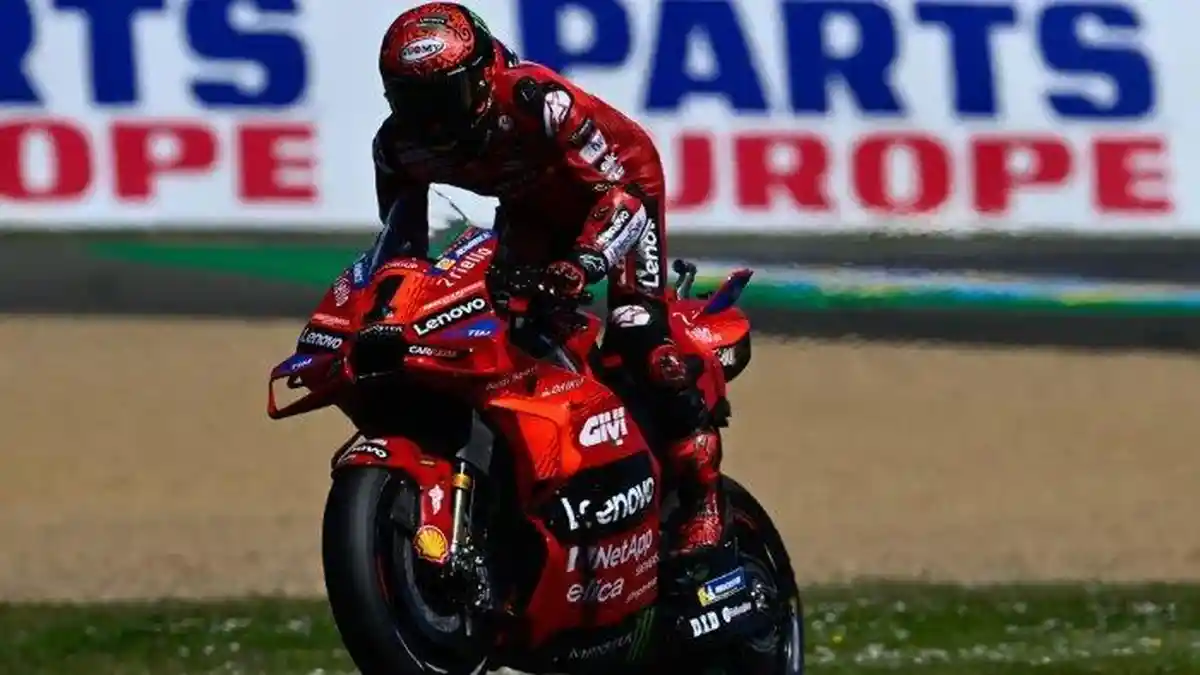 Start Urutan 13, Marquez Berhasil Naik Podium, Bagnaia Juara 1