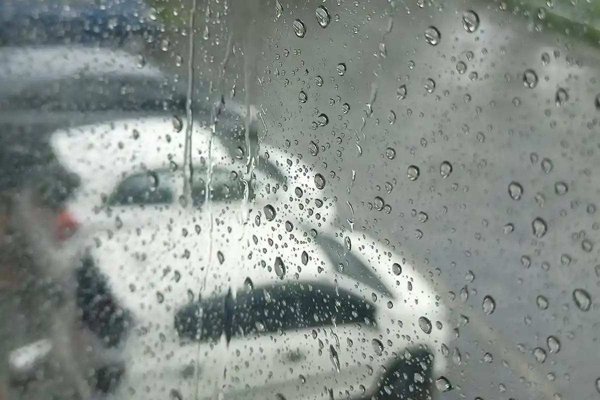 Prakiraan Cuaca Semarang, Selasa 18 November 2025: Didominasi Hujan Ringan