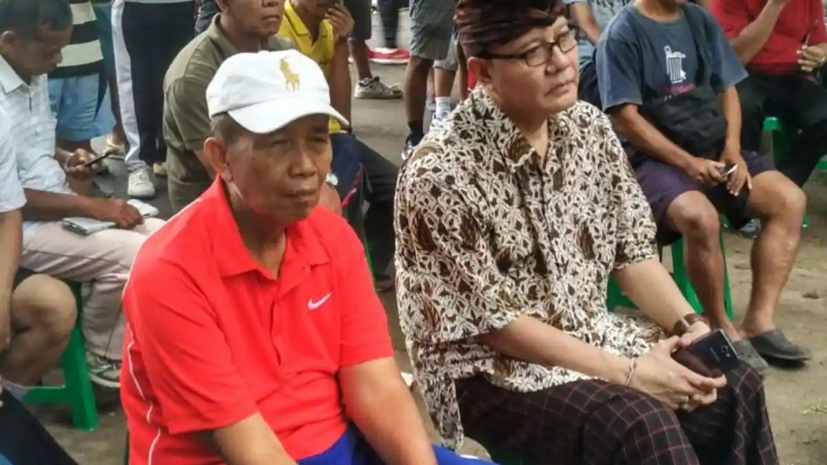 Banteng Senayan Kunjungi Aktivis ForBali di Sel Mapolda Bali