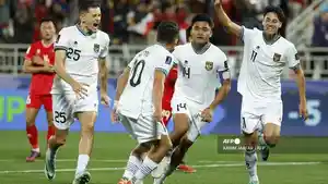bek-asnawi-mangkualam-merayakan-gol-timnas-indonesia.jpg