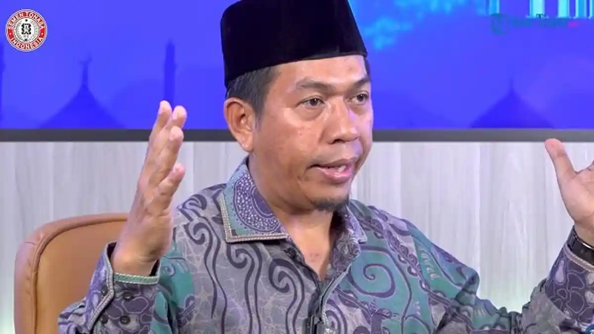 Zakat dan 8 Golongan yang Berhak Menerima