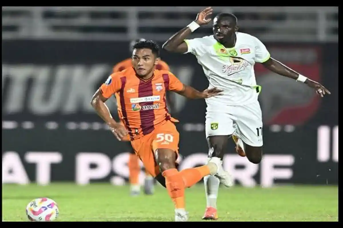 Minim Peluang,  Persebaya Masih 'Berdamai' Dengan Borneo FC di Babak Pertama