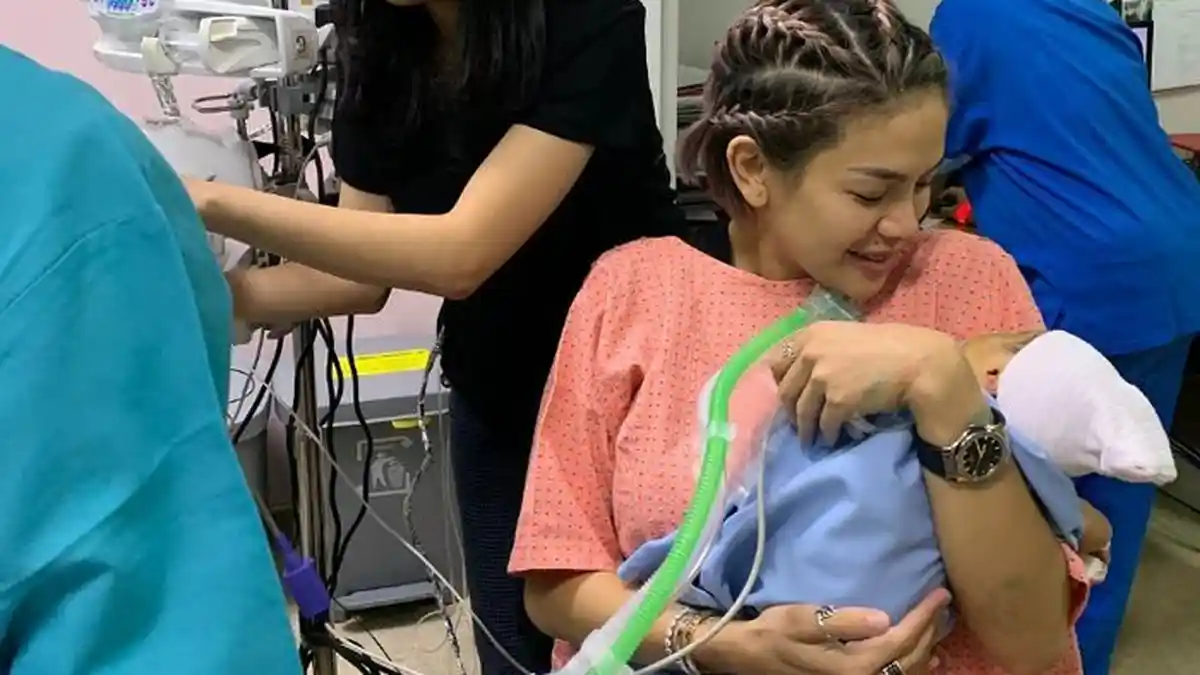 Ayu Ting Ting Kirim Hadiah Mewah untuk Bayi Nikita Mirzani, Lihat Isi Kadonya