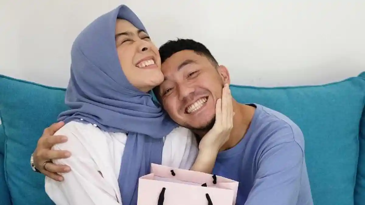 Omesh dan Dian Ayu Beberkan Arti Nama Anak Ketiganya