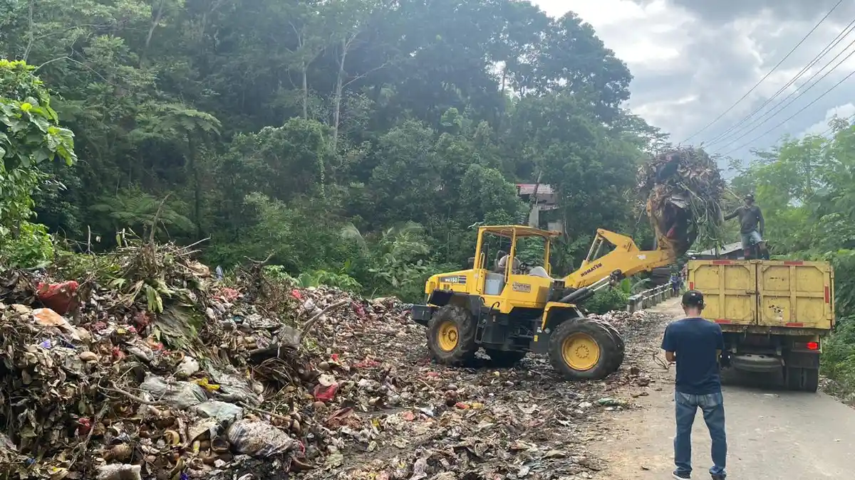 Sekitar 150 Ton Sampah Diangkut di Ahuru, Ini Kata DLHP Ambon