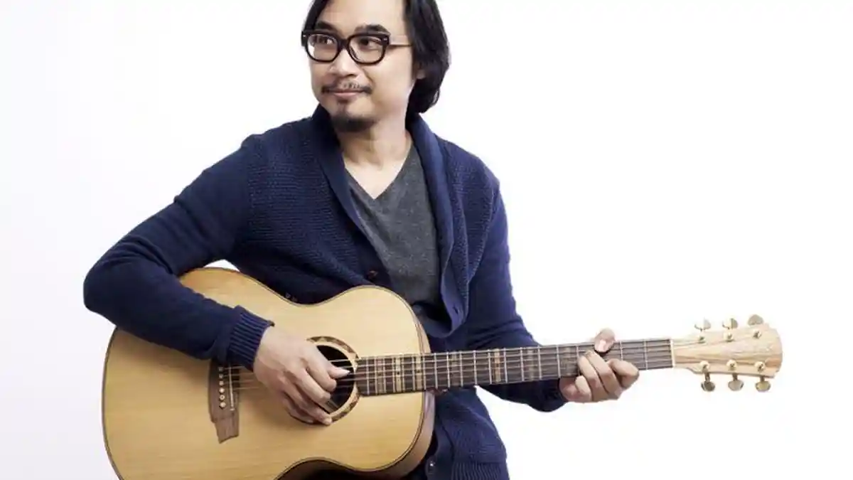 Kunci Gitar dan Lirik Lagu Sesuatu di Jogja - Adhitia Sofyan