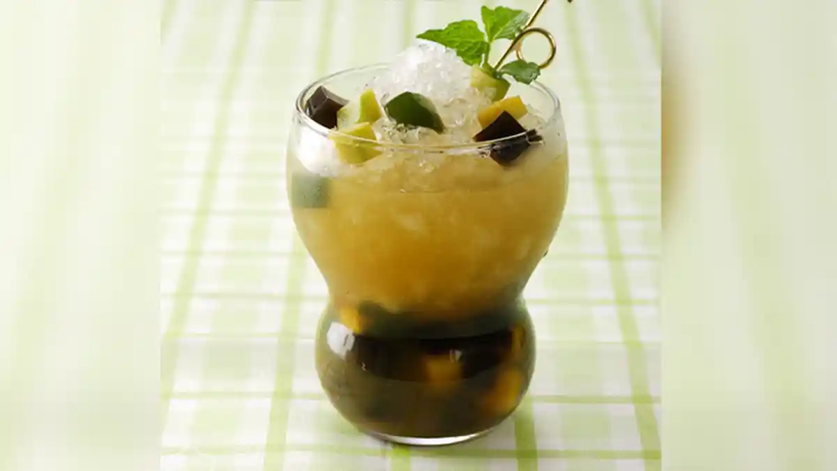 Resep Es Kweni Gula Merah - Minuman Dingin yang Menyegarkan Minggu Siangmu