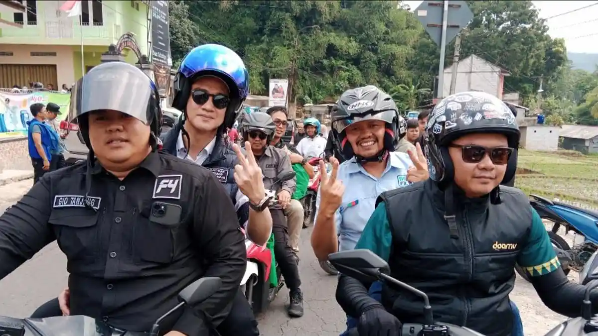 Siasat Dony Ahmad Munir Tetap Bugar di Tengah Padatnya Jadwal Kampanye Pilkada Sumedang 2024