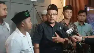 Ahmad-Bahar-vs-Grib-Jaya.jpg