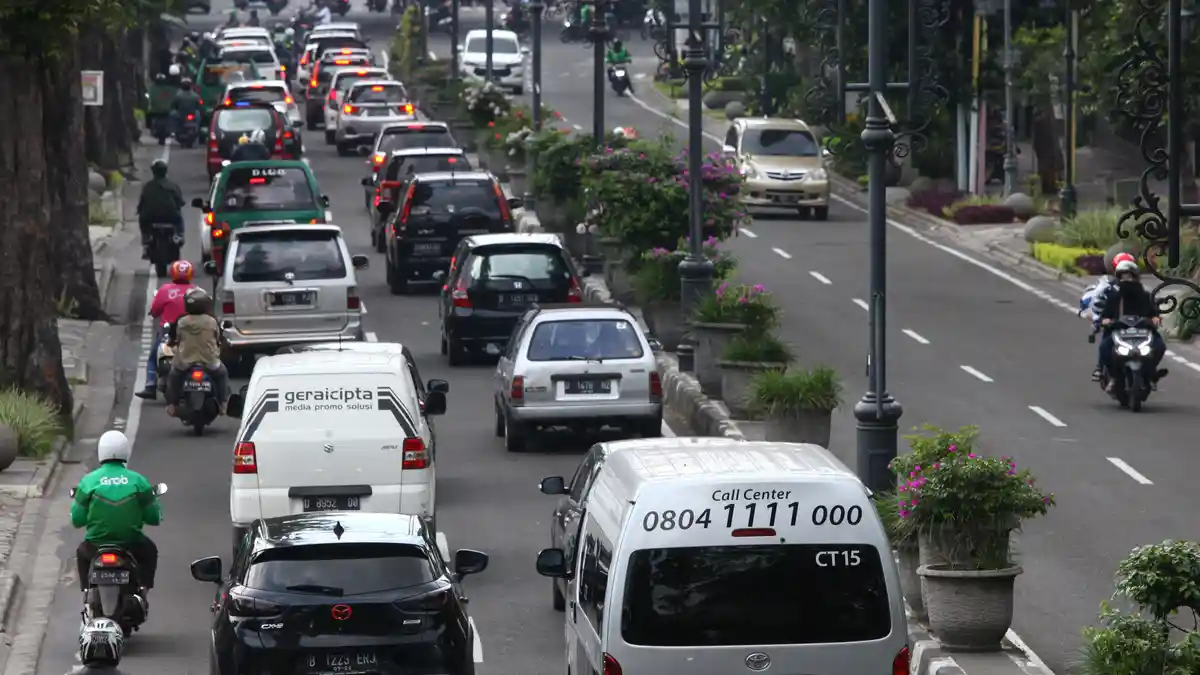 Beda PSBB dan PSBL yang akan Diterapkan di Jakarta, Ini Daftar 62 RW Masuk Zona Merah